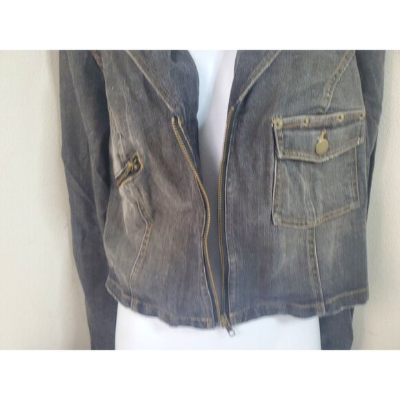Torrid Women's Denim Cropped Jacket Size 3 - Picture 2 of 10